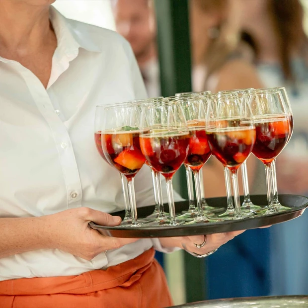 Op zoek naar een locatie om een kerstborrel, nieuwjaarsreceptie of misschien een kerstdiner te organiseren? Lees het blog en maak een afspraak!