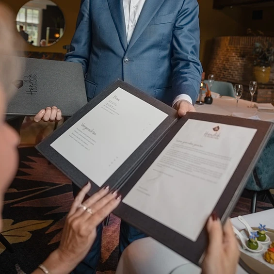 Luxe menukaart ober Kasteel Maurick