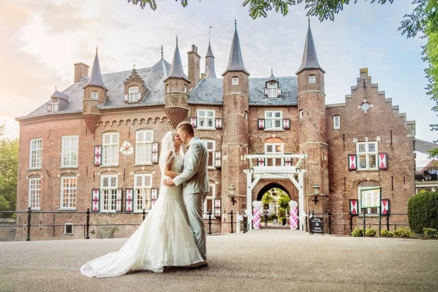 Opnieuw ja woord geven of jubileumreceptie