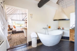Overnachten bij Kasteel Maurick B&B in Duiventil Suite
